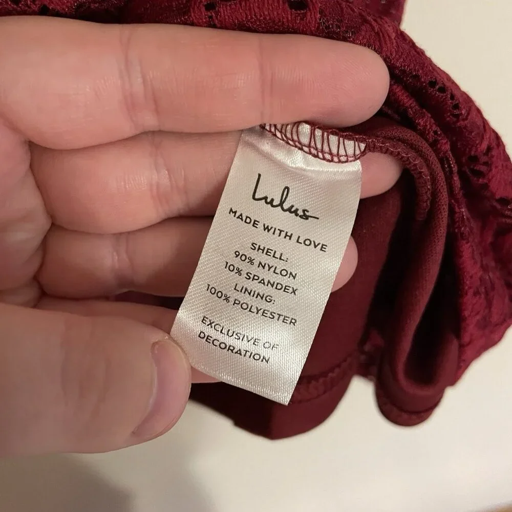 Lulus Women XS Flirty Thoughts Wine Red Lace Off-The-Shoulder Bodycon Dress NWT - Picture 10 of 12